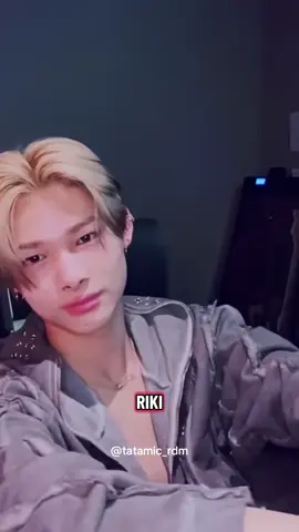 Respuesta a @Joa ⋆˚𝜗𝜚˚⋆  ✨ Hoy es el turno de Ni-Ki ✨ Con este video cerramos la serie para que aprendas a reconocer a cada miembro de ENHYPEN 🖤 Si todavía no has visto los demás, ve a buscarlos para conocerlos a todos. (Tuve que subir de nuevo el video porque tenía unos errores) #ENHYPEN #NiKi #ENHYPENedit #KpopFYP #EnhypenNiKi