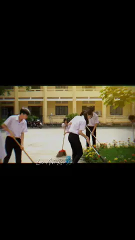 thổi bay cái nóng #quatcamtay #tiktokshop #quatcamtaymini 