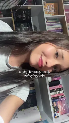 Cualquier cosa, no me hablen, estoy leyendo😽 #BookTok #libros #librostiktok #books #ilovereading #viral 