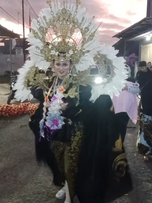 sampk Padang gaes finis JM 6, sakti ws #fyp #gesangfredomcarnifal #transisimakeup 