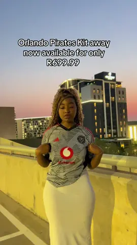 WhatsApp us on 0622697519 #savagefitts #viral #soccerjerseys #orlandopirates 