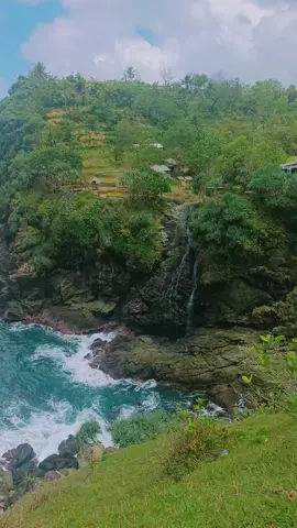 alam liar tak seperti yang kukira #bukitpengilon #banyutibo #pantaisiung #fyp #CapCut 