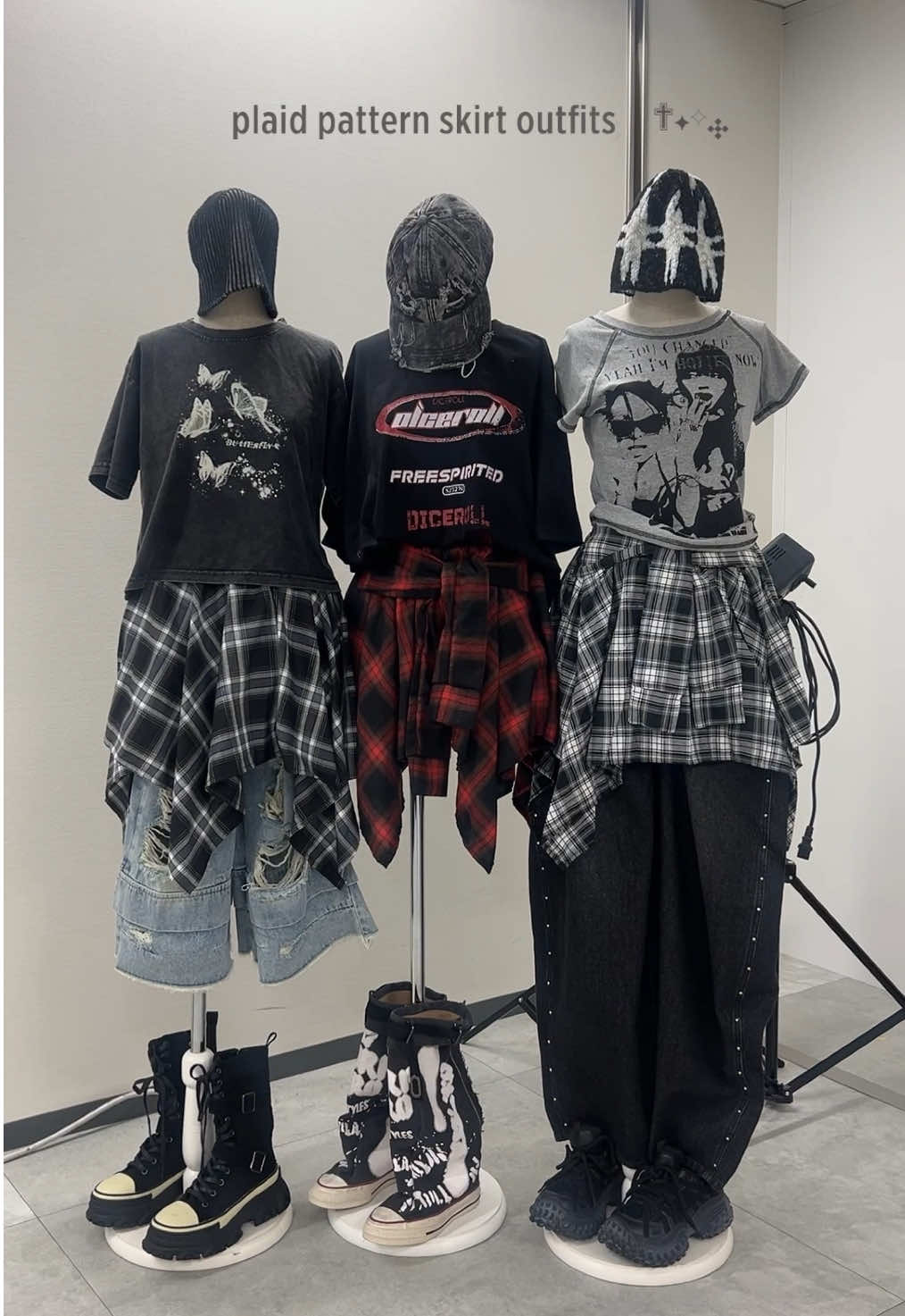 plaid pattern skirt outfits🩶💫#韓国ファッション #y2kfashion #シミラールック #outfit #figments 