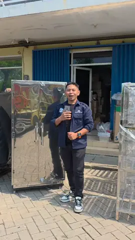 Pengering Food Tray Otomatis, design lebih kokoh, proper dan berkualitas. langsung dm atau hubungi admin. #makanbergizigratis #mbg #prabowo #oven 