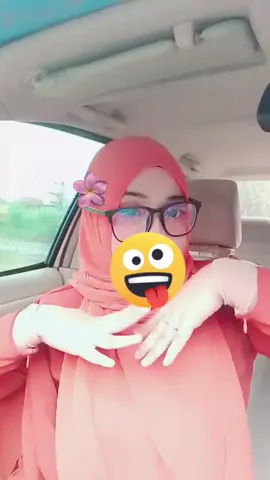 😝