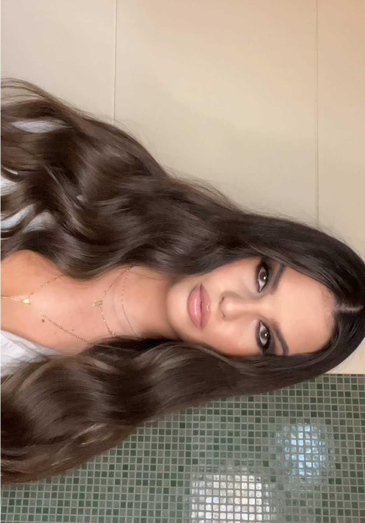✨ Espresso vibes ☕🤎🖤 #espressomakeup #makeuptrend #softglam #fyp #autumnaesthetic 