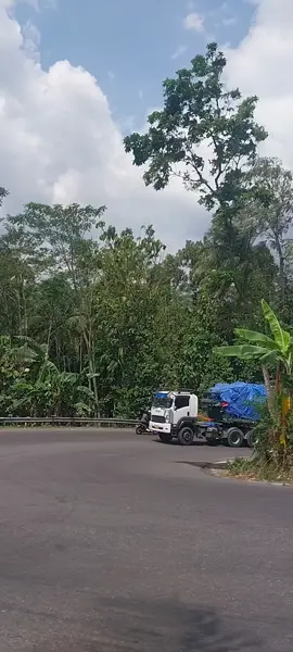 semangat bolo💪terpantau aman👍#karyalanggengutama👍👍👍#tiktokvirall #fyp #terpantauaman👍👍👍 #cctvtimez👍 