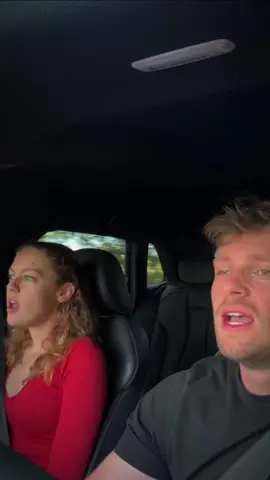 When I ruled the world @Daniel #vivalavida #coldplay #singing 