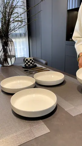 Bàn ăn xịn sò hơn hẳn chỉ với bộ đĩa này 😍#giadungtienich #giadungthongminh #giadung 