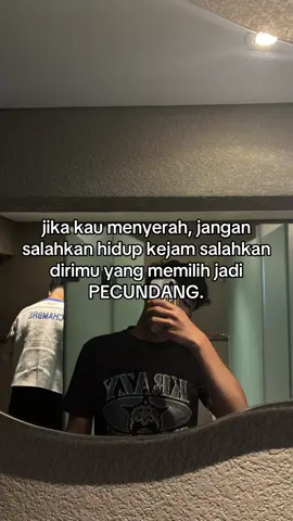 SNSB,CHMB,CALLE,PREFACE? ke ig @hunterstarr_  . . . #hunterstarr_ #brandlokal #style #xyzbca #fyp 