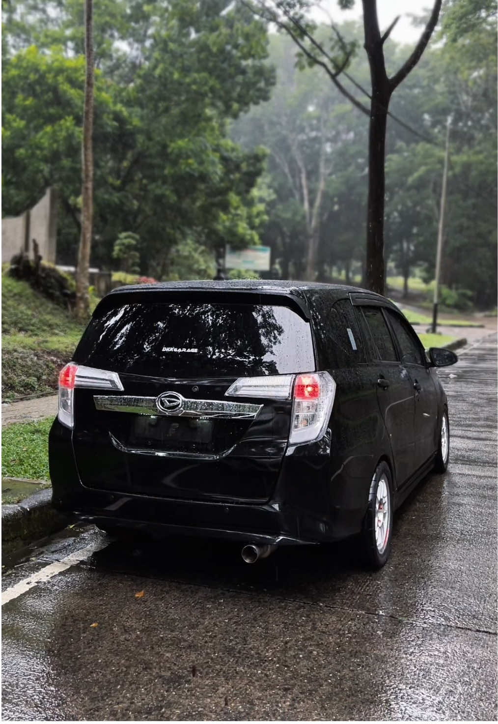 Welcome sixim v3🙌🏻🔥 #sigra #sigramodifikasi #sigraindonesia #calyasigramodifikasi #sixim3nr #parkirganteng 