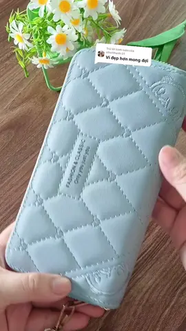 Trả lời @nhatthanh.01 ví nữ cầm tay kiểu dáng đơn giản thời trang #ví #vinucamtay #vicamtaynu #mebintin1721 