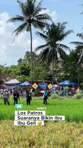 Layangan Los Patros Suaranya Bikin Ibu Ibu Geli 🤣 #layangan #layanganyk #layangangapangan #kite #kiteflying 