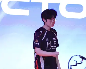 em út lớn rồi các anh có thấy không. em đi trước đây cả nhà oi ©️zeus__li #zeus #oner #faker #gumayusi #keria 