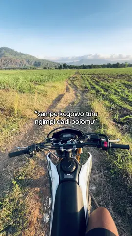 🥹🥹wkwk#jembergapakekhati #crf150l #jember24jam #fyp #supermotoindonesia 