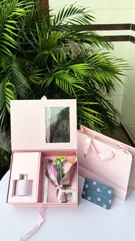 Set quà tặng tinh dầu thơm 4 mùi #quatang #quatangnguoiyeu #decor #tinhdauthomphong 