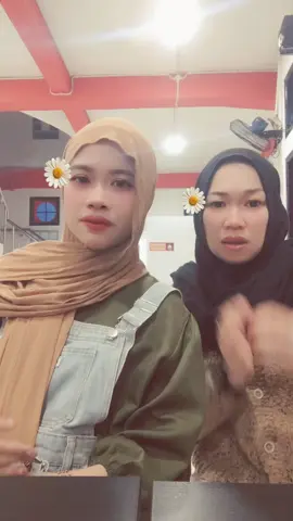 nona manis✨☺️