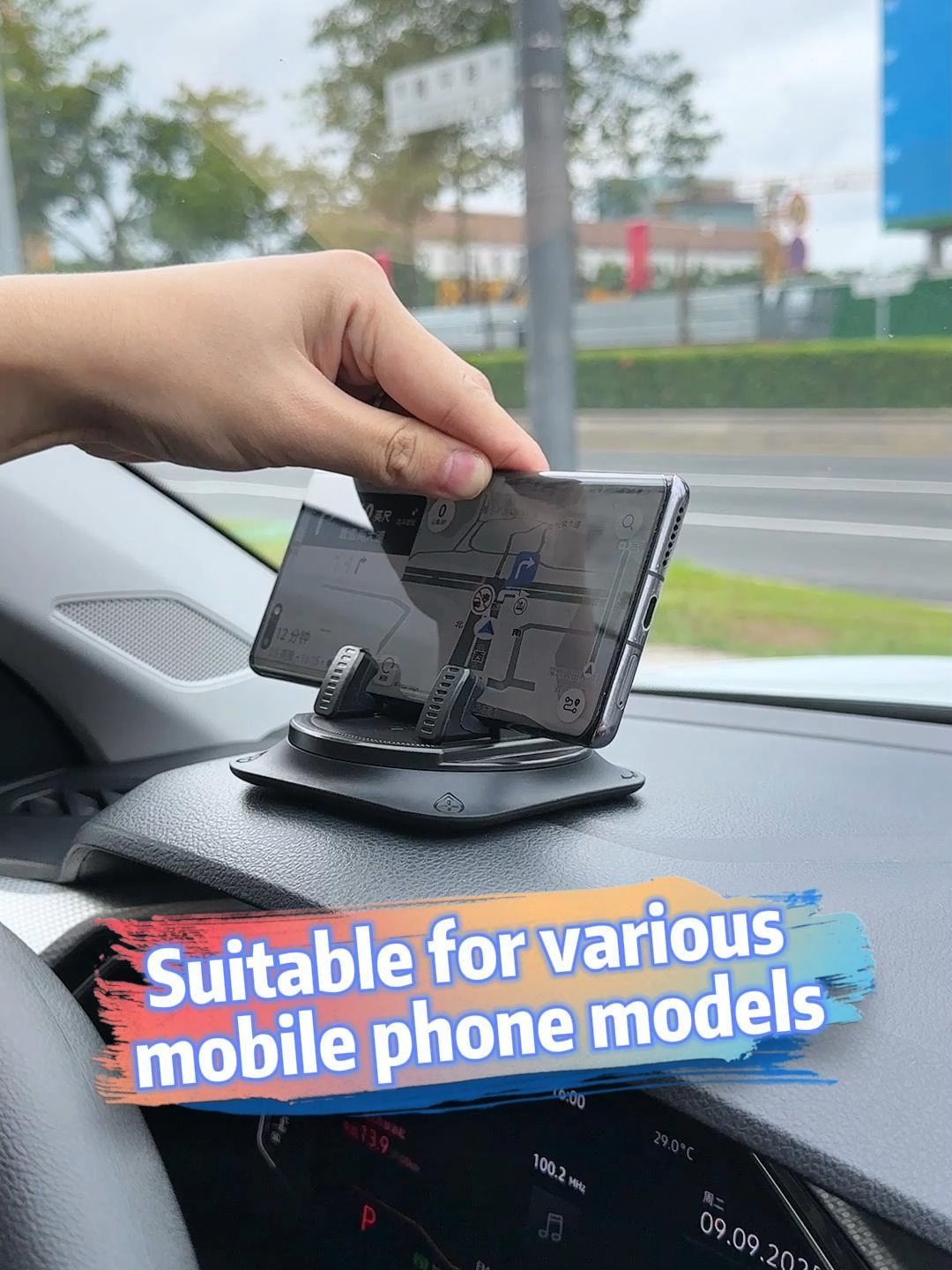 It supports a variety of mobile phone models, will not block the line of sight, and can rotate 360 ​​degrees.#tiktok #Carphoneholder #Foldingscreenmobilephone #tiktokshop