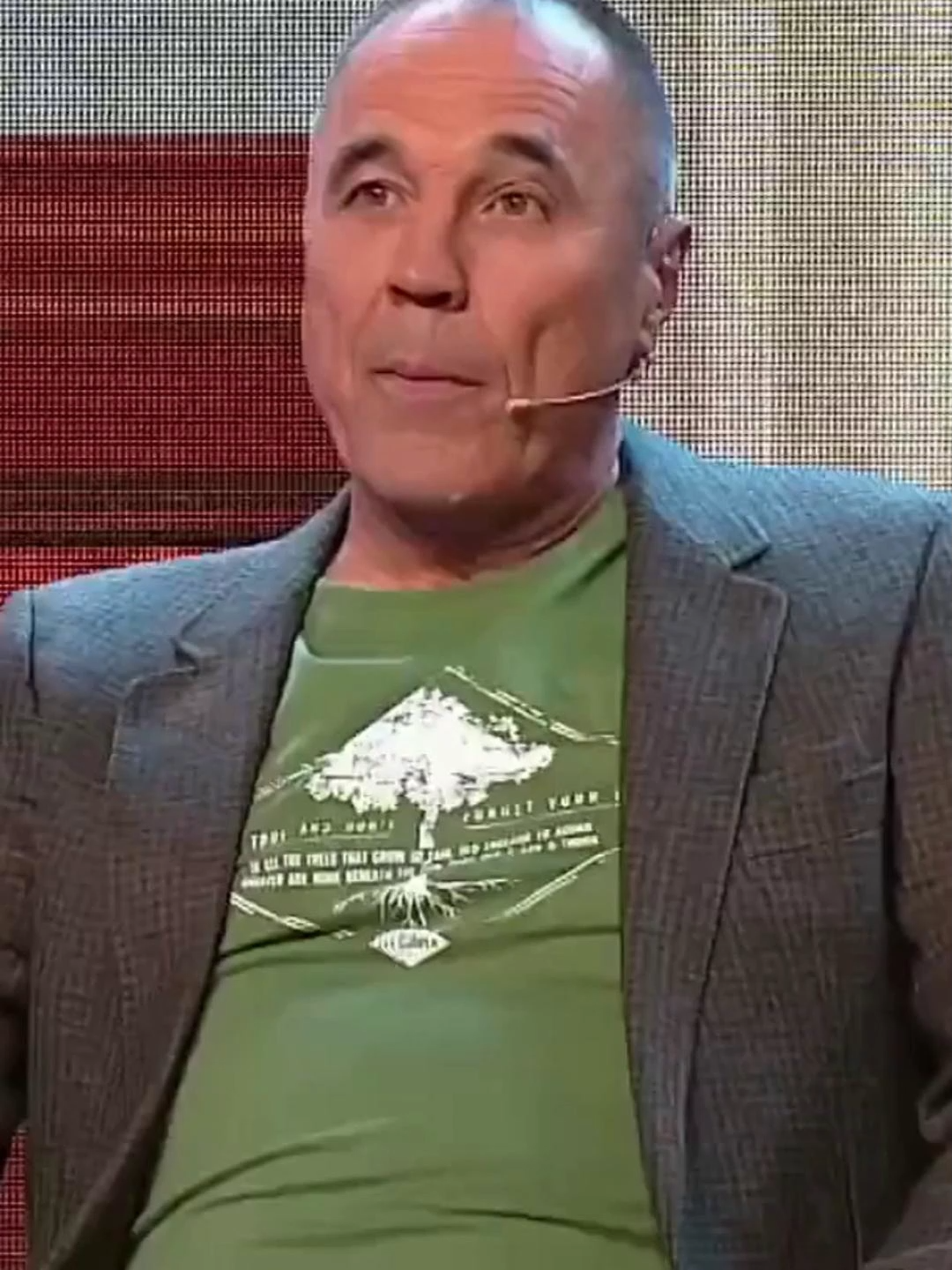 Неожиданная встреча с одноклассниками#неожиданно #встреча #однокласника #юморок #смехдослез #уральские_пельмени