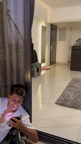 مش قادر 😂😂😂😂😂