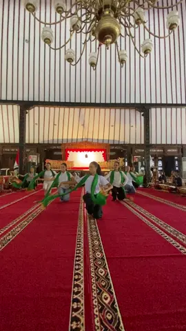 Tari Lengger Banyumasan . Sanggar Tari @Puribeksa Dance Studio 