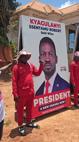 People power  #foryoutiktok #foryoupage #fyp #peoplepower #goviralvideo @Bobi Wine @IamBarbieKyagulanyi 