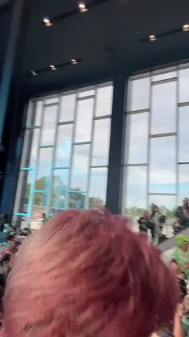 เพลงใกล้ฉัน 🤣