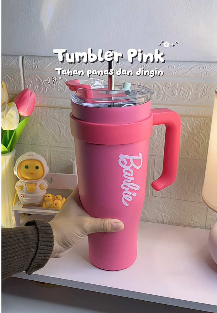 Lucuuu bgt tumbler pinknyaaa😍‼️ #tumbler #tumblerviral #tumblerpink #tumblerbarbie #tumblerbarbiepink #tumblertahanpanas #tumblertahandingin 