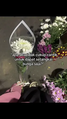 jngn sampai bikin dia mikir gini ya🥺 #freshflowers #bungasegar #bucketbunga #bungacantik #arafloristtapin 
