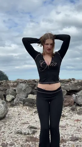 run to meee 🤭🤭