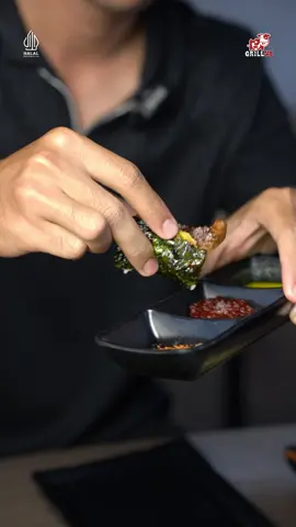 Ternyata semua bahannya udah ada di Grillme loh, tinggal gulung pakai nori 😎 Gak nyangka ternyata enakkk! Ngegrill bisa, bikin sushi juga seru. Cobain gak sih? #Grillme #KreasiGrillme #SushiGrillme
