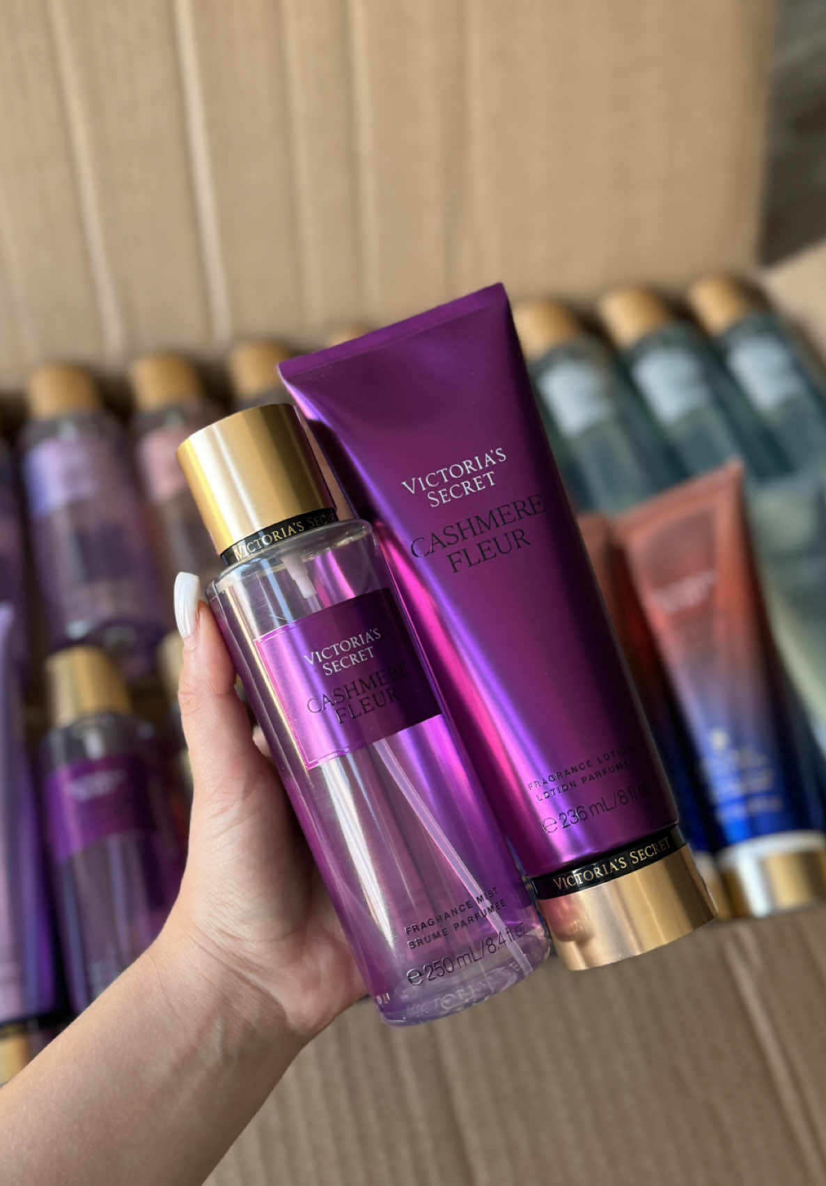 CASHMERE FLEUR - зацукрована троянда, ванільний кашемір🌹 #спрейвікторіясікрет #вікторіясікрет #популярне #cashmerefleur 