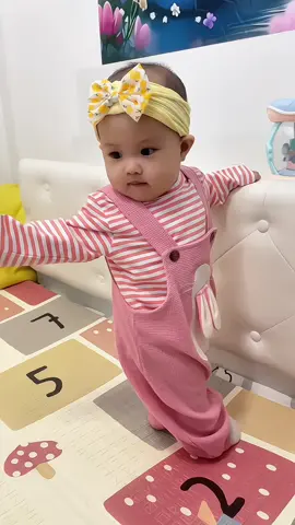 Siapa ada anak perempuan boleh pakaikan macam ni! Warna pink comel gila💕🫶