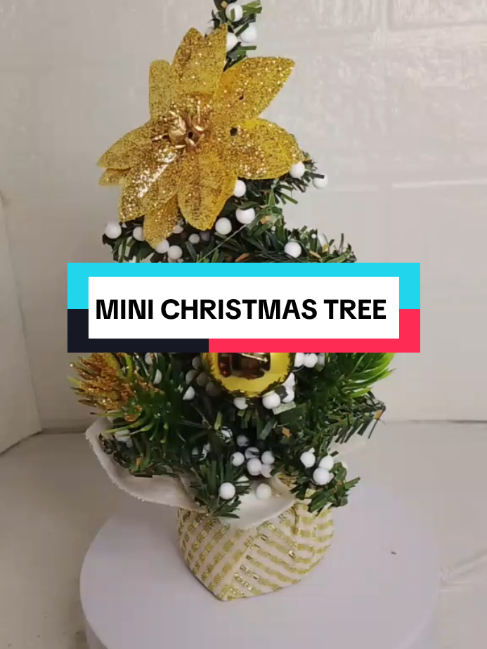 MINI CHRISTMAS TREE 🌲 ANG CUTE NITONBAGAY SA MALILIIT LNG ANG SPACE AT HINDI MAKAPAG LAGAY NG CHRISTMAS TREE. PWEDE E DISPALY SA TABLE SA SALA OR SA ROOM🥰 #minichristmastree #goodquality #affordable #parentingtips #creatorsearchinsights 