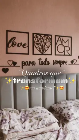 Kit 3 quadros decorativos incríveis + frase de parede + mini apliques de coração 🖤 ✅ Design moderno geométrico ✅ Ideal para sala, quarto ou hall ✅ Decoração com amor e estilo ✨ #Decoração #QuadrosDecorativos #FamíliaÉTudo #DecorSala