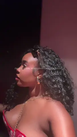 & yes I bothered him to get in on the lighting too 🤣 #lifeofacontentcreator #goodlighting #imjustagirl 