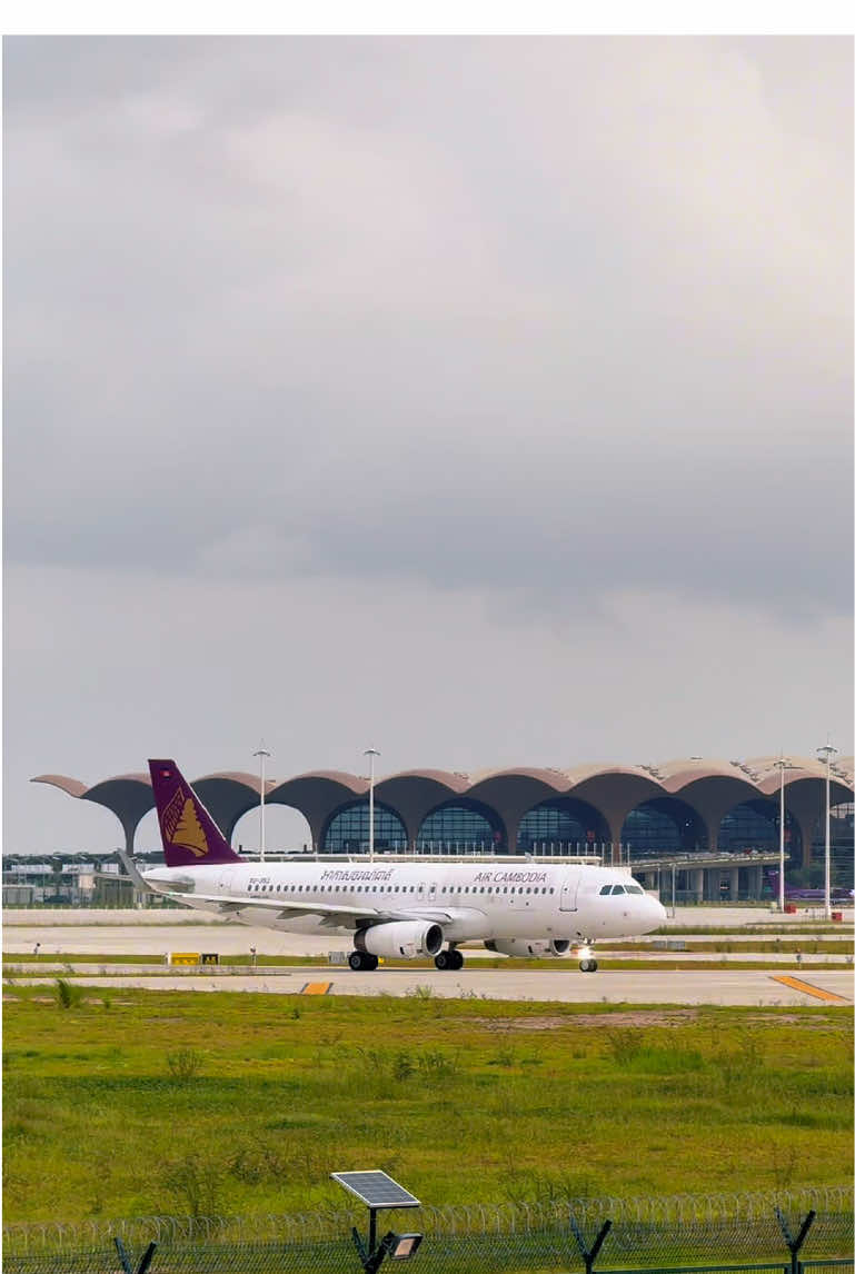 🇰🇭✈️ Air Cambodia – the National Airline of Cambodia – A320 taking off from Techo International Airport! 🔥 #AirCambodia #TechoAirport #Cambodia