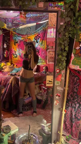 Pt 2 lol this part of the song is just so satisfying  #fyp #fy #foxgirl #outfit 