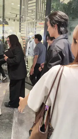 แป๊ปนะ คุณยงค์รู้ได้ไงว่าฉันฉายา สส. คุณภาสกรเอาอีกแล้ว ปล. จะแซวกล้าม ยย. ลิ้นดันพันกัน แก้มๆอยู่นั้น ถุยจะพูดว่ากล้ามจ๊ะกล้าม🤣🤣🤣🤣#เปรี้ยวปากfestxboatoat #boatoat #boatyongyut #oatpasakorn 