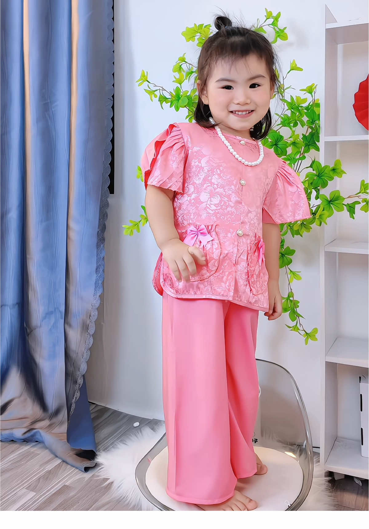 Bộ bà ba cho bé yêu dễ thương kèm vòng #mevabe #teakids #thoitrangtreem #quanaotreem #bobabachobe 