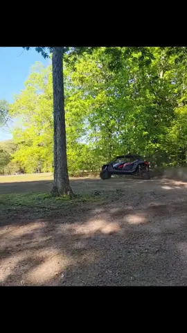 The apple does, in fact, NOT fall far from the tree. 🖤🤘🏼