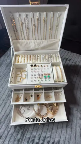 Gostei tanto que comprei um Branco, estou apaixonada 😍  #portajoias #joias #organizador #meninas #achadinhos 