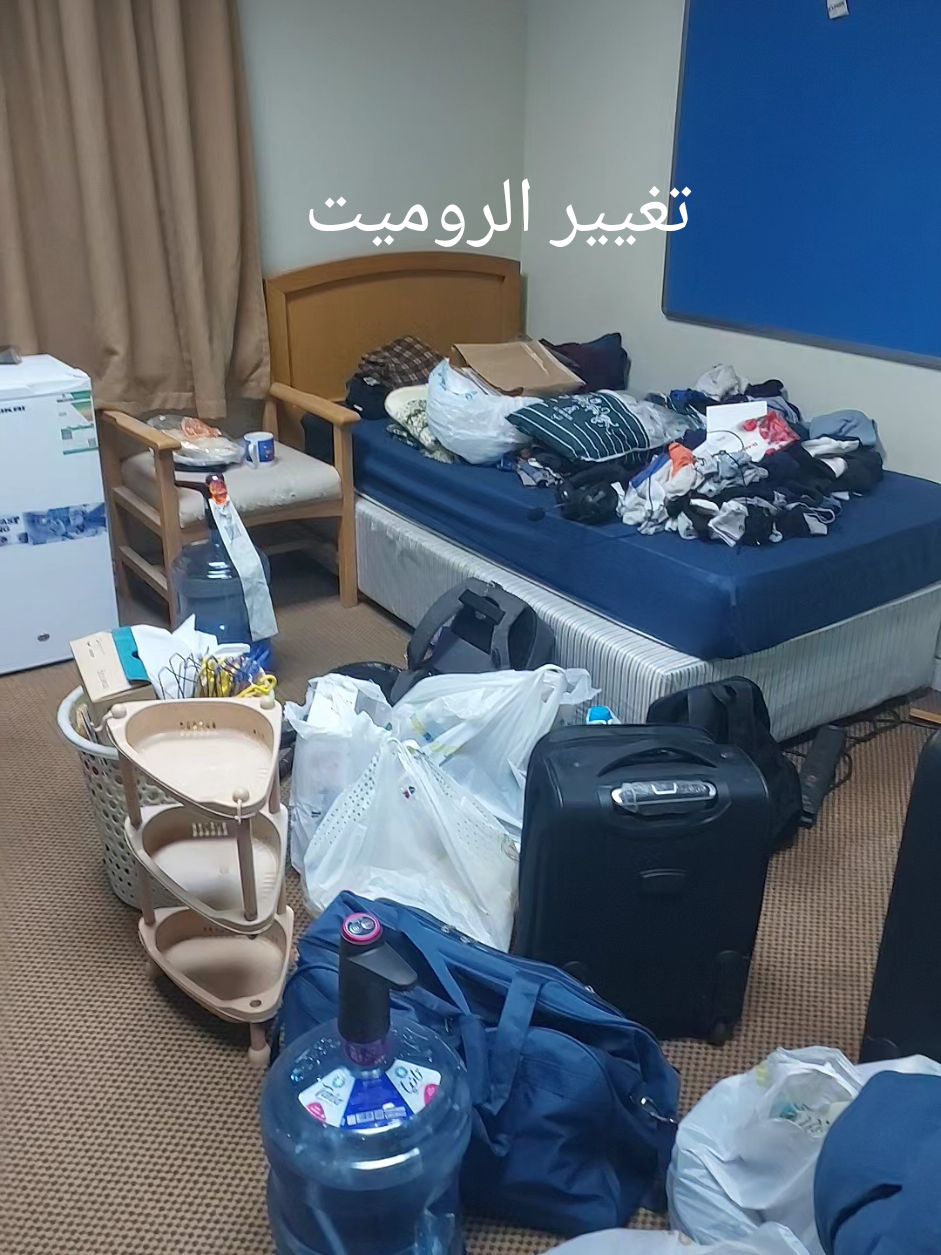 ياخي صعب شخصين بغرفة وحدة . بس الناس اللي بطلعولي غريبين مش عارف ايش حظي هذا معقول انا الوحيد اللي هيك حظه بالروميتات #kfupm #البترول #اكسبلور #fyp #roommates 