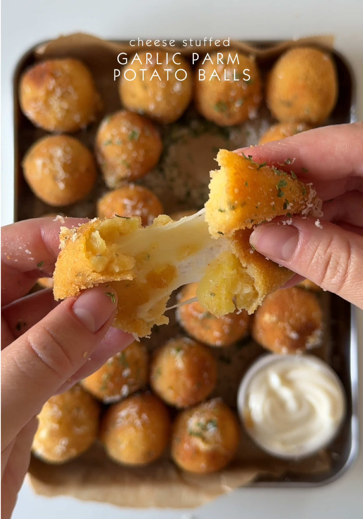 Cheese stuffed garlic parmesan potato balls. Full recipe on my website: delicate-kitchen.com, link in bio!  . .  #garlicparmesan #cheese #potato 