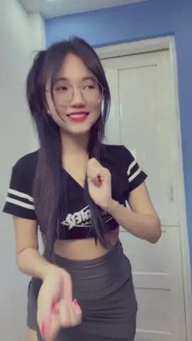 အာကြီးနိုင်လို့ ကပြတာ😜#fypシ゚viral #views #dance #arsenalfans 