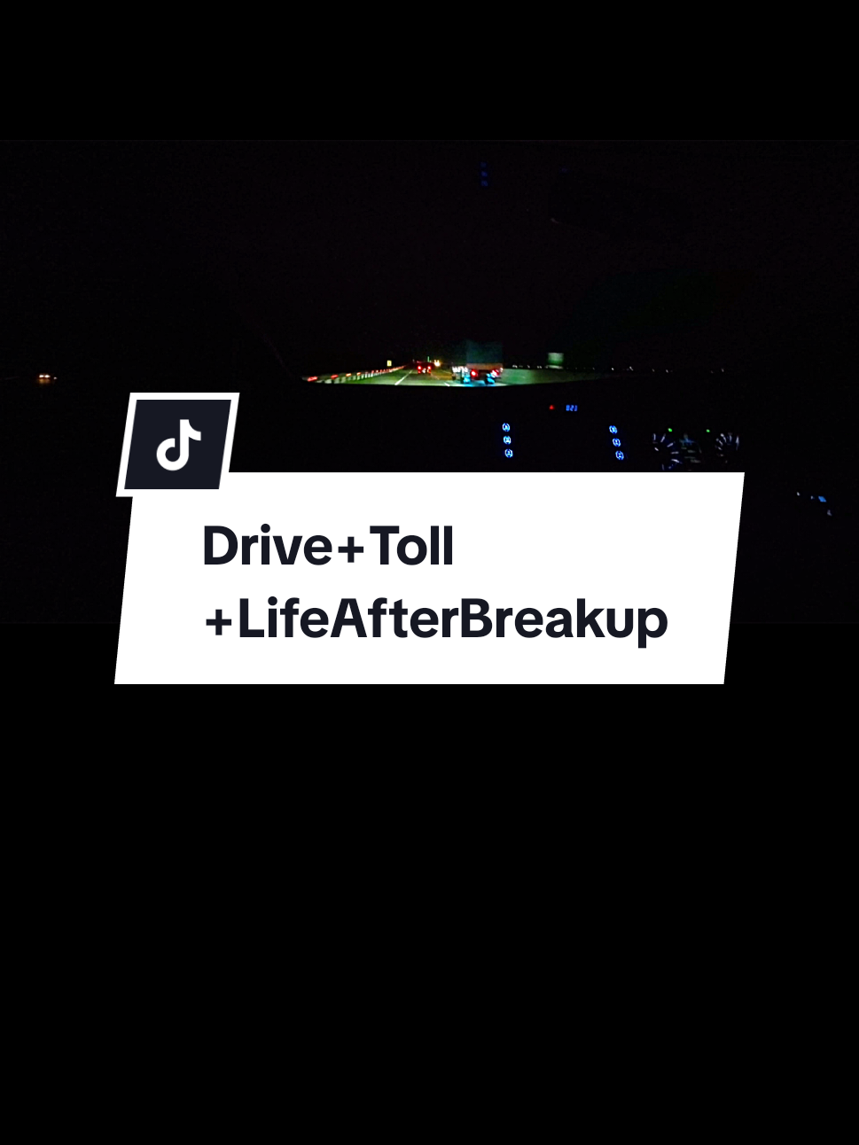 Nyetir Malem + Toll + DJ LifeAfterBreakup itu sesuatu. #drive #toll #dj #roadtrip #innovareborn 