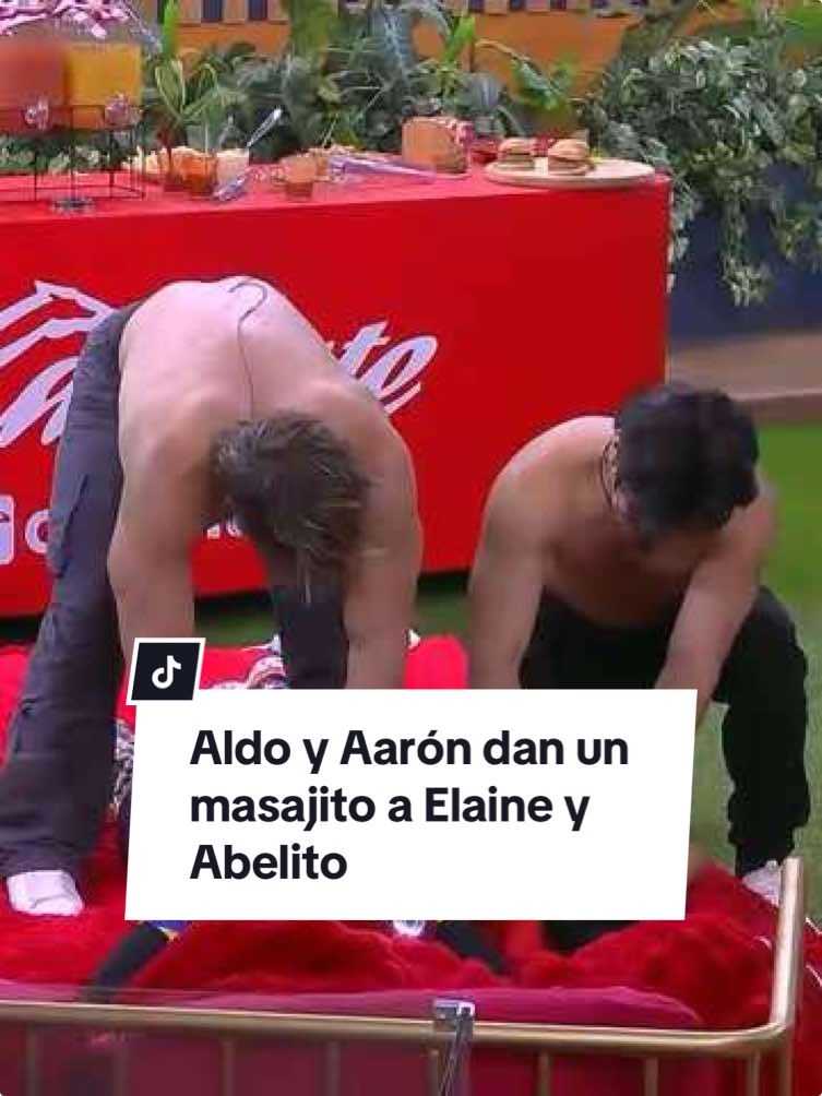 @aaronmercury y @aldotdenigris le dan un masajito a @elaineharomusic y @el_abelito_oficial Si quieres ver el momento completo, SUSCRÍBETE AHORA a @vix y disfruta sin interrupciones el 24/7🔥 #LaCasaDeLosFamososMx disponible también en #LasEstrellas y #Canal5