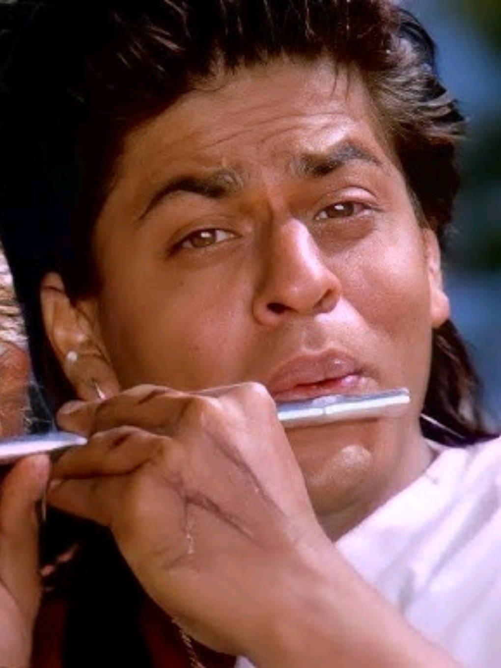 Song Legend 😁🫂🤍  Shah Rukh Khan & Madhuri Dixit 🫣🫂🤍 SRK King Mullet Hair 🔥🕺🏻💃🏻 Tanhai Tanhai 🎼🎶 Koyla 1997🎬 #shahrukhkhan #uditnarayan #bollywood #bollywoodsong 