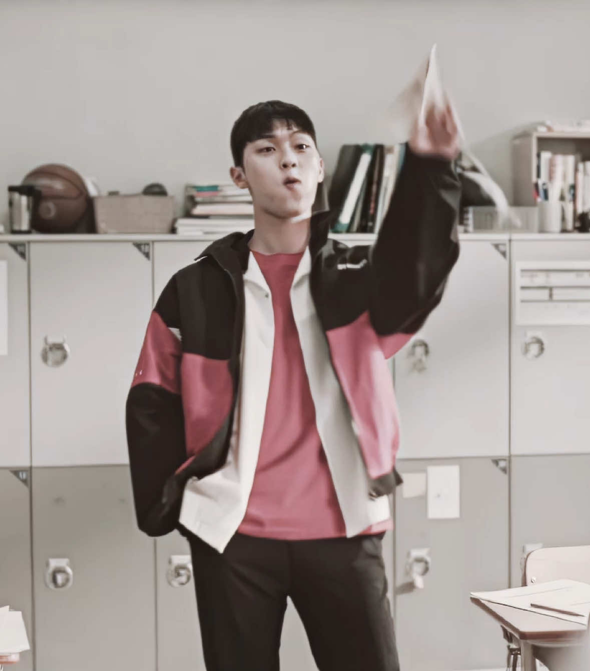 #AHNSUHO if somebody told me that while i’m crashing out i would have cried idk bout y’all tho @risa ೃ༄ @a #ahnsuhoedit #weakheroclass1 #weakheroclass #choihyunwook  @ren !! @jada @bel @julia @† faith 🕷️ @ida @Maya🐉 @𝓢𝓪𝓶 @pink ᝰ.ᐟ @lexa⋆.𐙚 ̊ @ash @nads ⋆˚꩜.ᐟ @vale ꨄ︎ @rosie ¡! ❞ @vamp 𖦏 @Jeremy⋆˙ @stefan  FAKE EVERYTHING !!