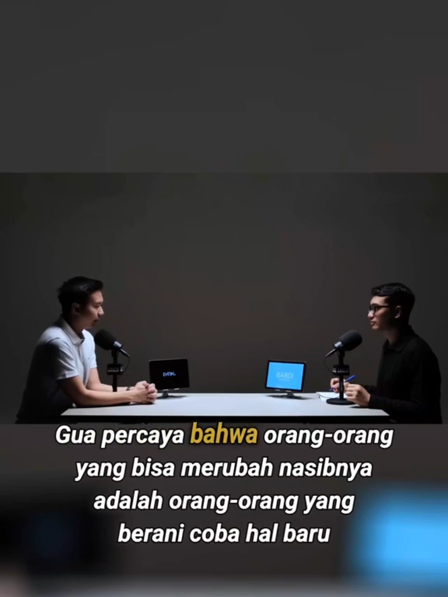 Source : YTSUARA BERKELAS #fyp #suaraberkelas #podcastclips #podcast #keberanian 